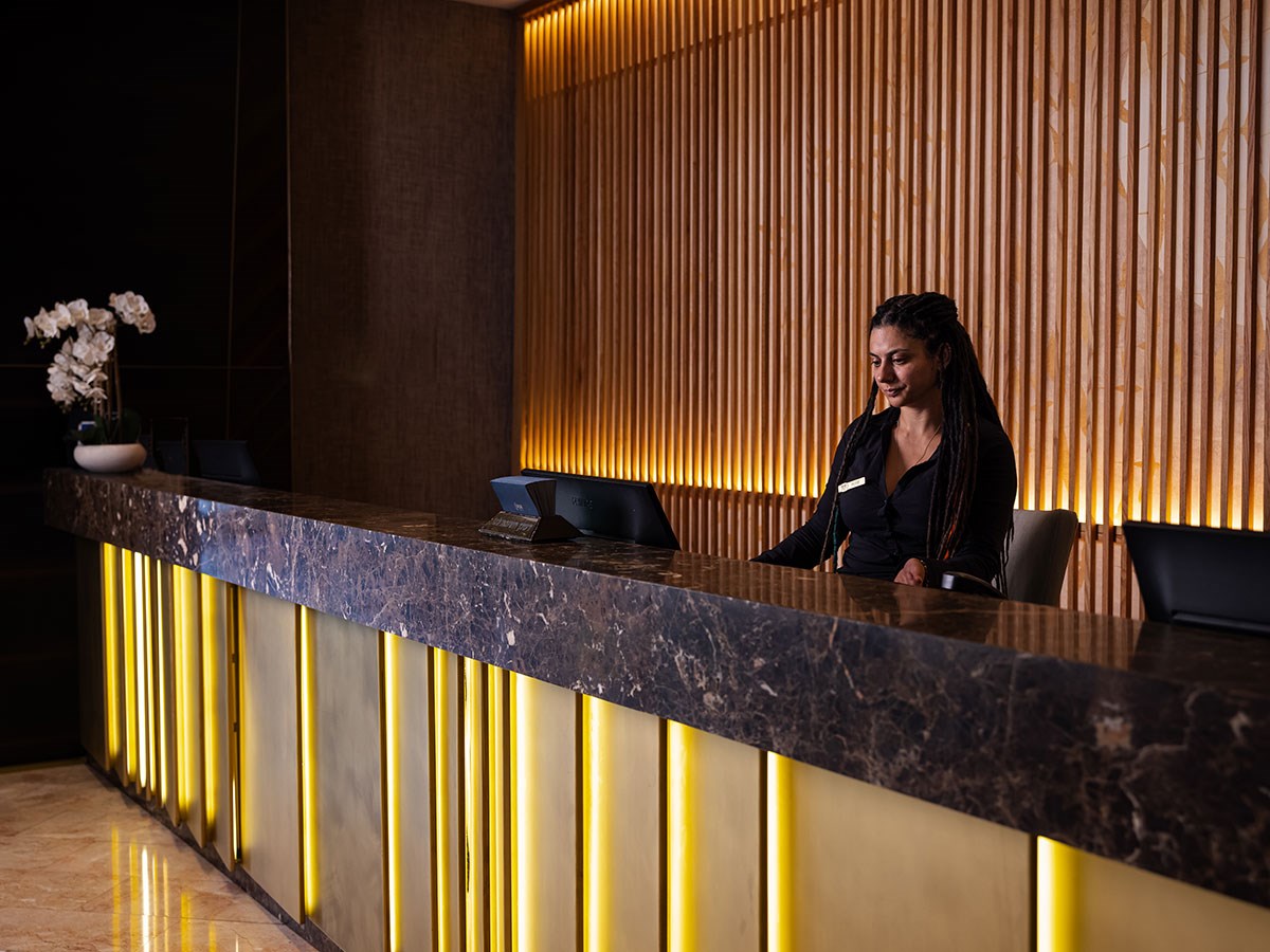 Кейсар Премьер Тверия - Вестибюль - ресепшн