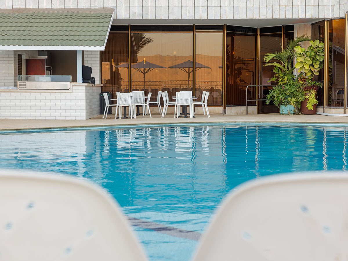 Кейсар Премьер Тверия - бассейн 