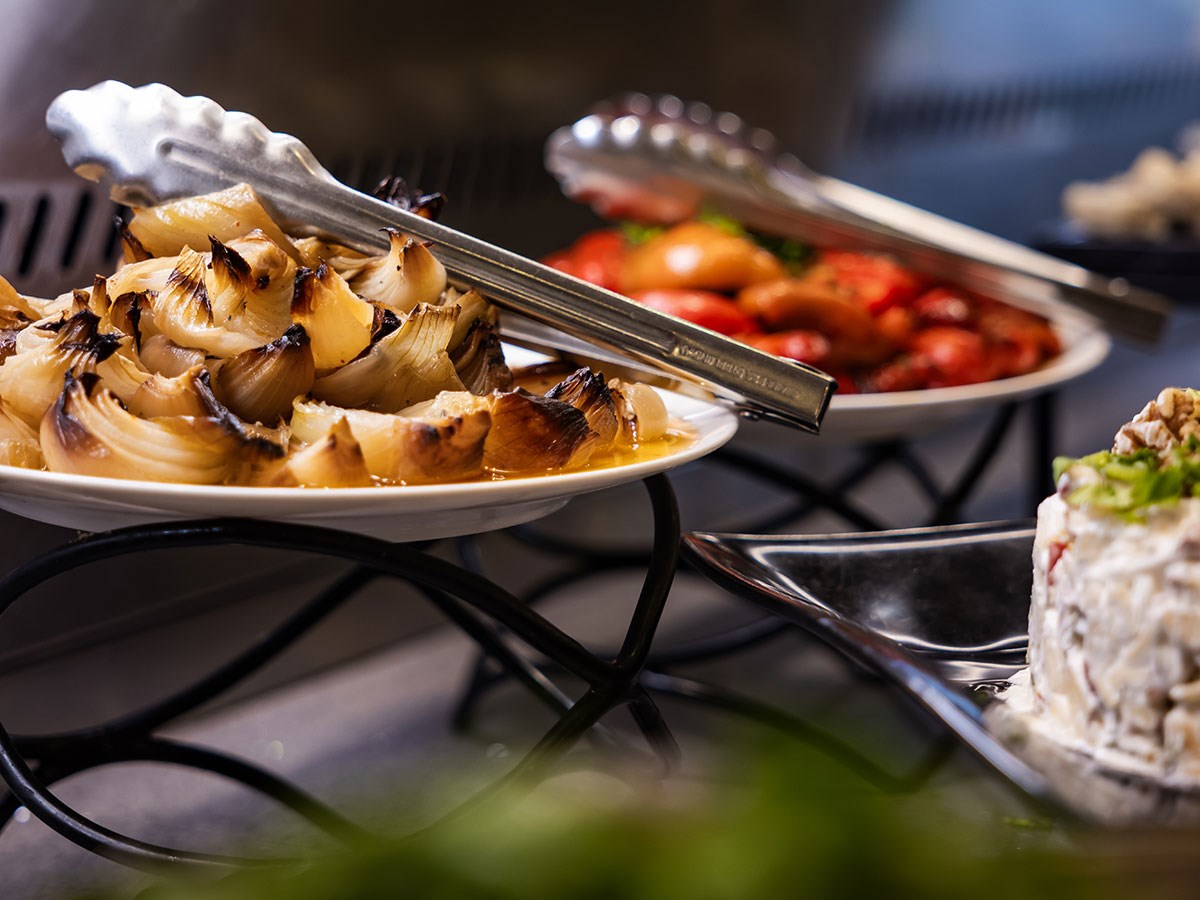 Кейсар Премьер Тверия - столовая